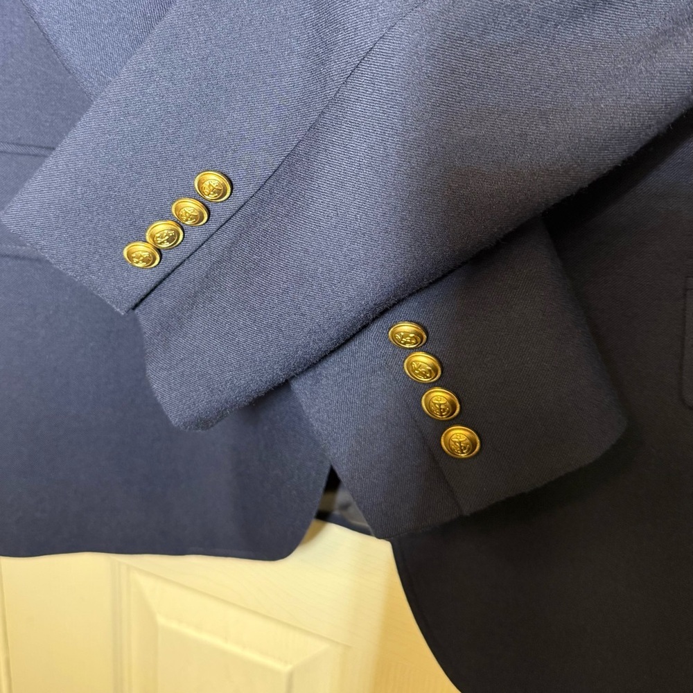 J.CREW Thompson University Blazer Navy Blue Wool Gold Buttons -  44R - Picture 3 of 10